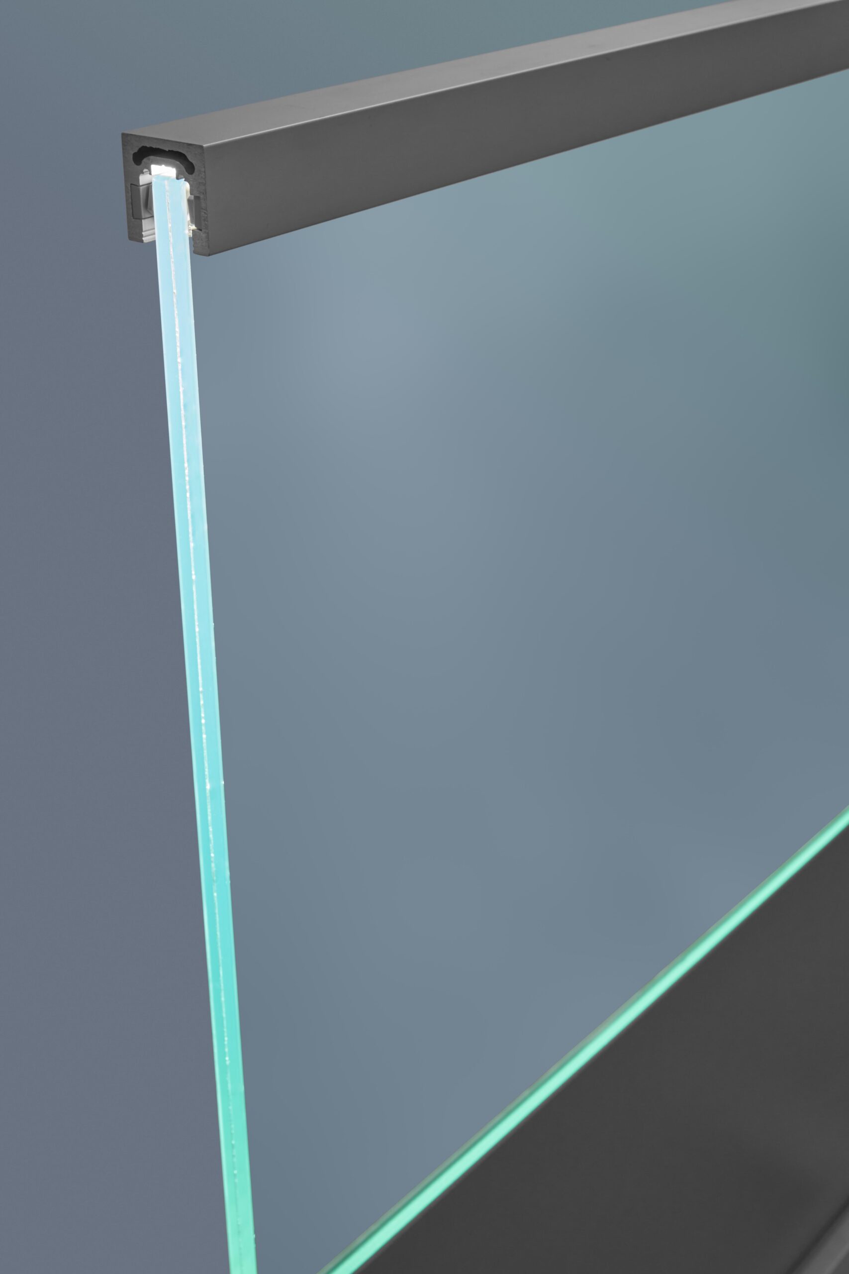 ALESSANDRO BONORI
ADVERTISING & COMMERCIAL PHOTOGRAPHER